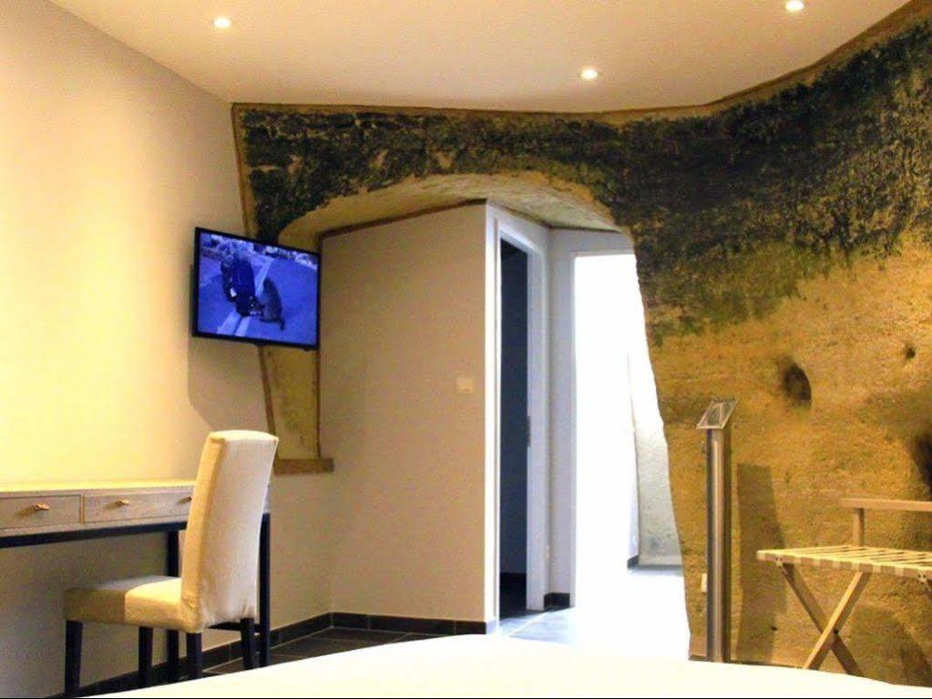 Rocaminori Hotel Louresse-Rochemenier Exteriör bild